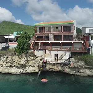 Villa Lagun Ocean View With Own Private, Willemstad