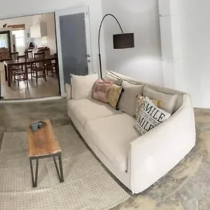Holiday home Susanna 3 Bedroom 2 Bathroom House Sleeps 6plus, Willemstad